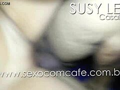 业余Susy和朋友与我的荡妇妻子疯狂做爱,让她呻吟着大声呻吟 - sexocomcafe